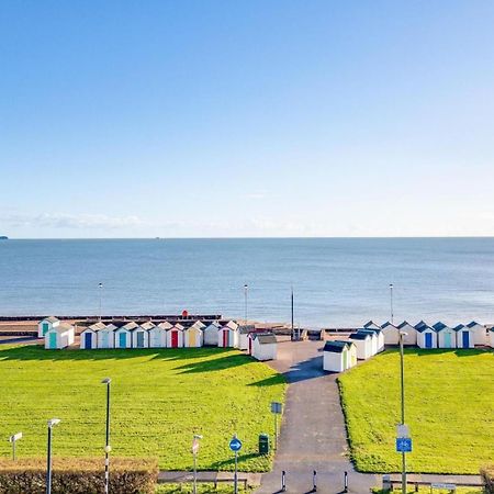 Loveliest Homes Paignton - Sea Front Location With Parking Exterior photo